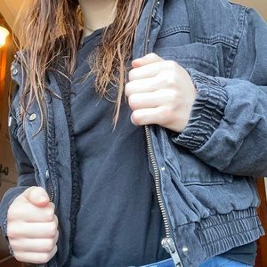 Urban Outfitters | Cropped hooded denim jacket